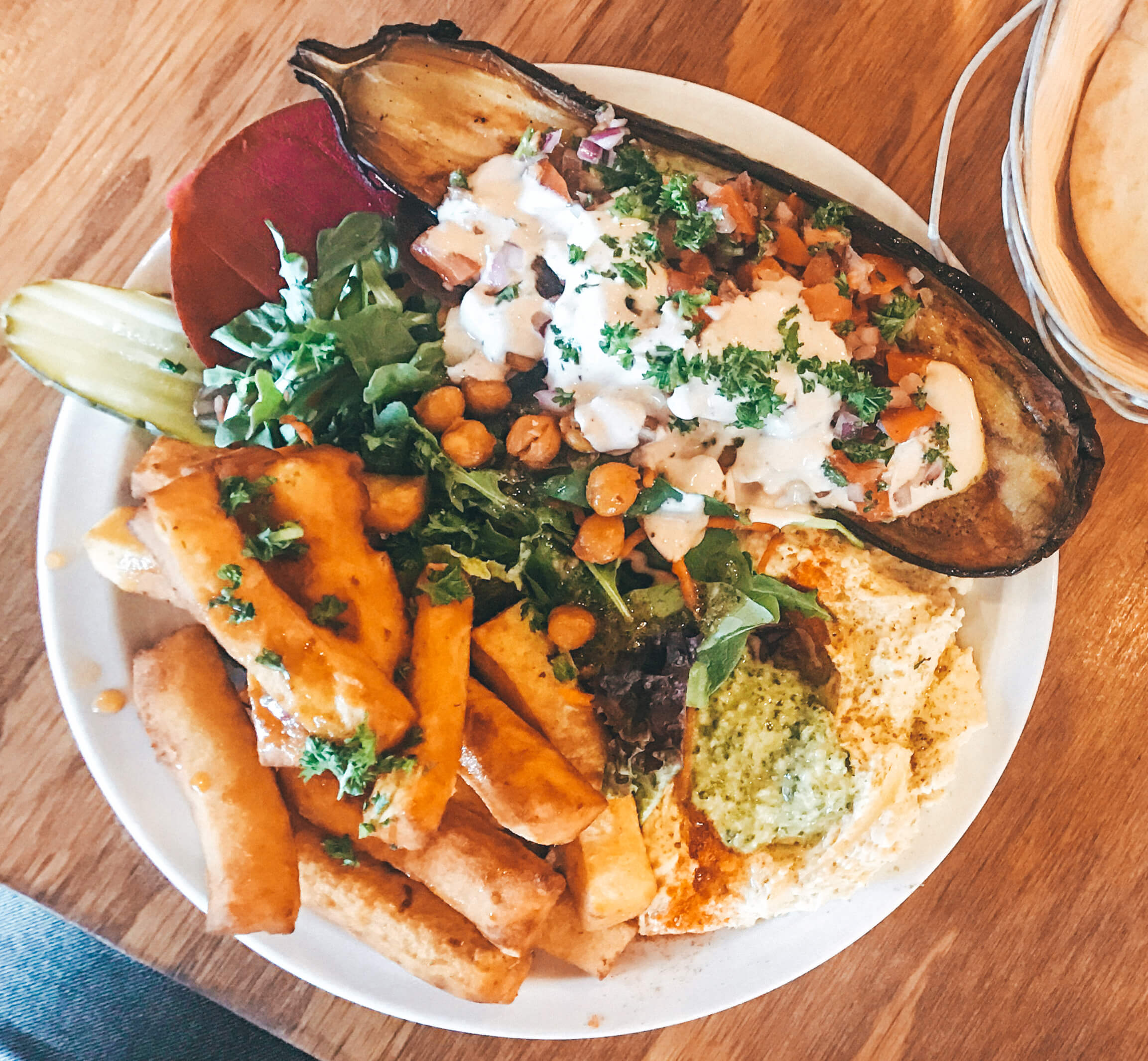 the-best-vegetarian-restaurants-in-vancouver-kaylchip